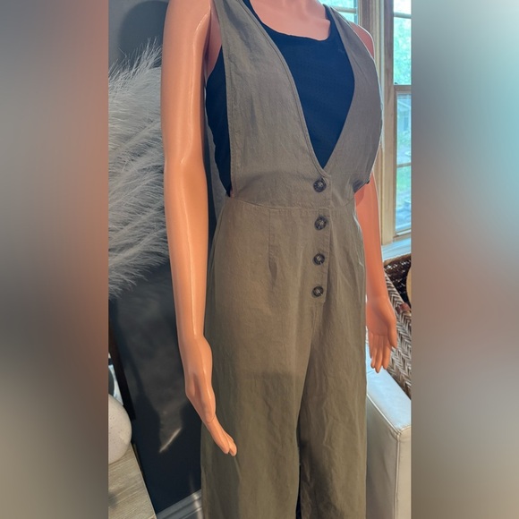Sienna Sky Green‎ Jumpsuit Modern Safari Style - Picture 2 of 6